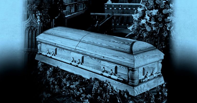 Drama as Kakamega man caught inserting  eggs in a coffin during burial