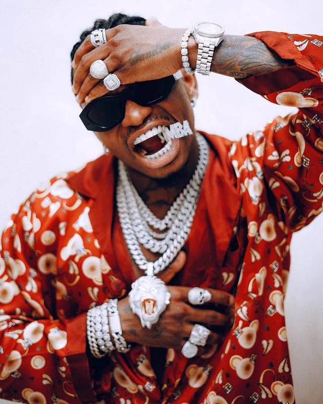 DIAMOND PLATNUMZ FLAUNTS HIS NEW SH31 MILLION JEWELRY SET