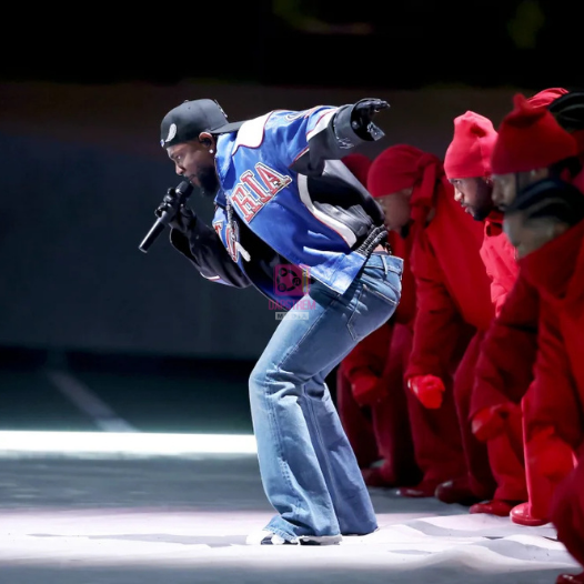 Kendrick’s Super Bowl Jeans Stir Debate