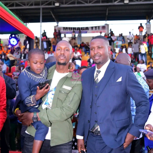 Kenyans Turn Up in Huge Numbers to Support Viral Child “Kwa Mbae”