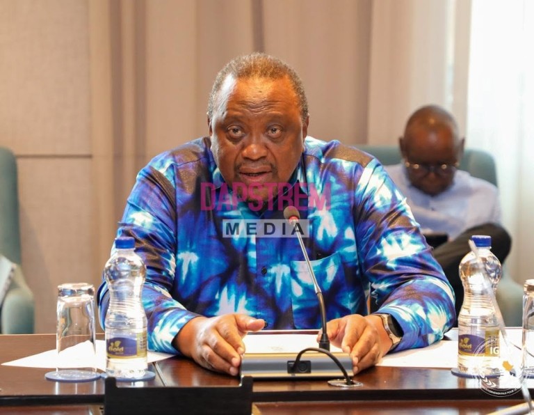 Uhuru @65