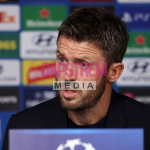 Carrick Backs Manchester United to Fight Back as Simeone Warns of Atlético Madrid Challenge