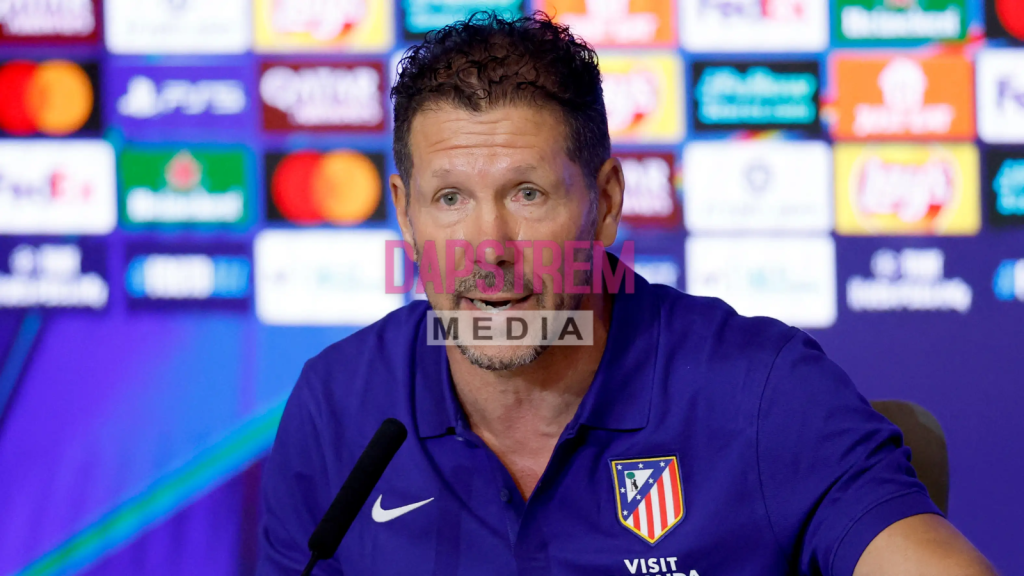 Carrick Backs Manchester United to Fight Back as Simeone Warns of Atlético Madrid Challenge