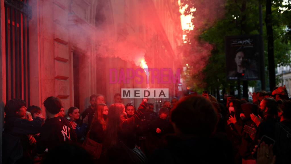 French PM to Meet Unions as Government Braces for Fresh Wave of Protests