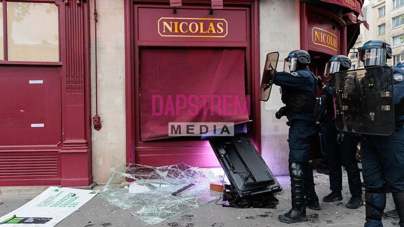 French Senate backs bill to make protesters pay for unrest damage